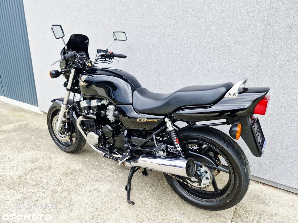 Honda CB - 18