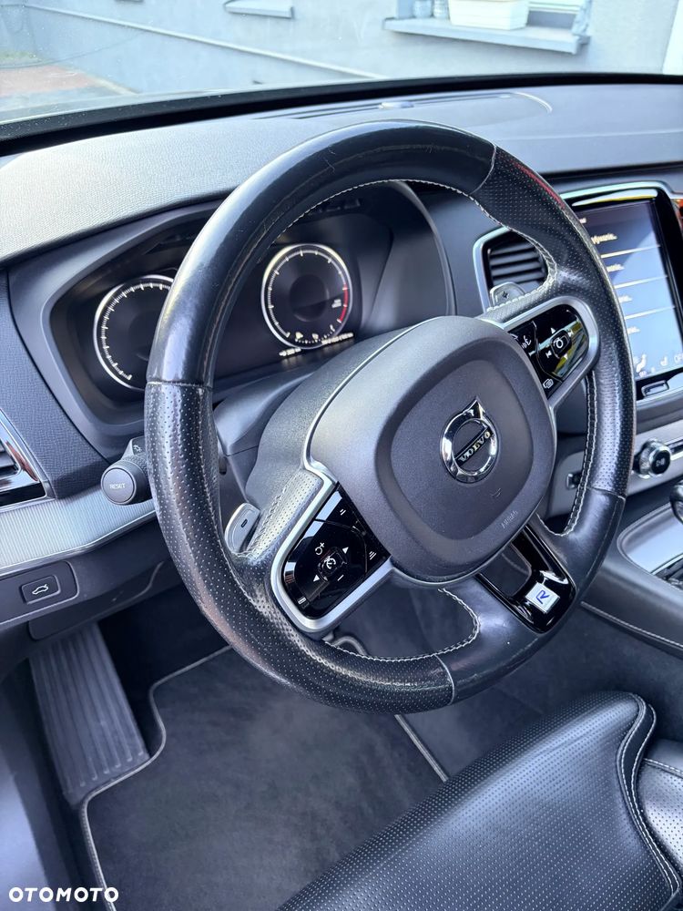 Volvo XC 90 - 16