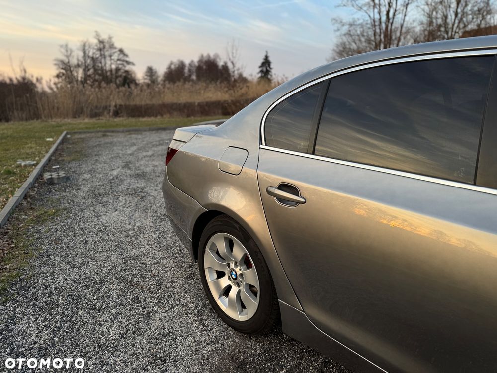 BMW Seria 5 - 12