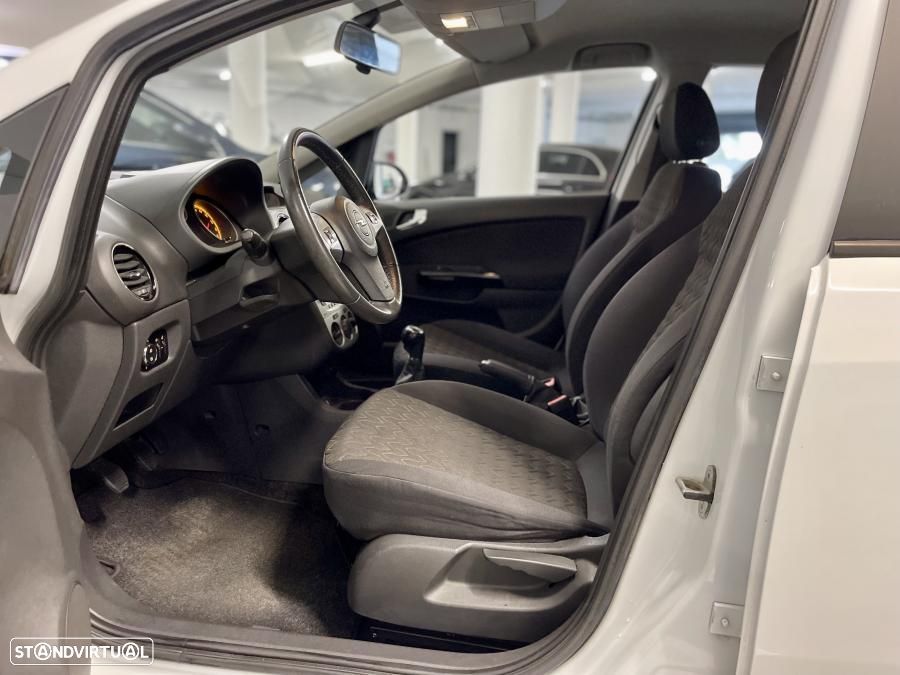 Opel Corsa 1.2 Go! FlexFuel - 6