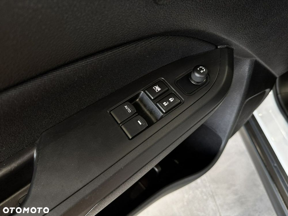 Suzuki Vitara - 21