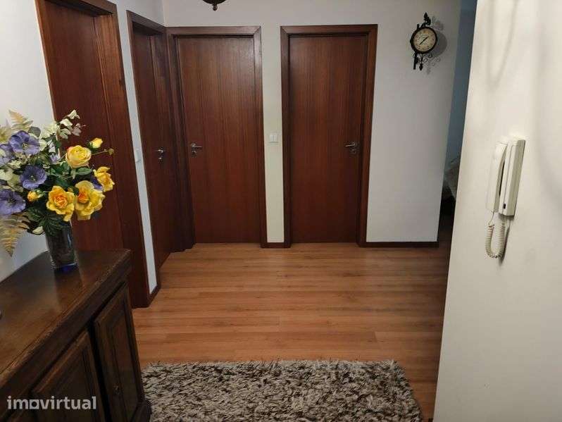 Arrenda se apartamento T3 - Grande imagem: 3/9