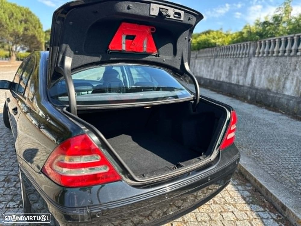 Mercedes-Benz C 220 CDi Avantgarde - 6