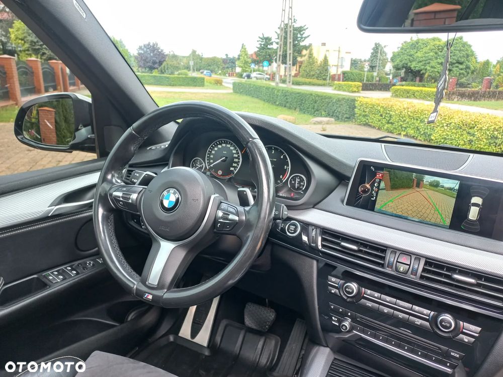 BMW X5 M M50d - 24
