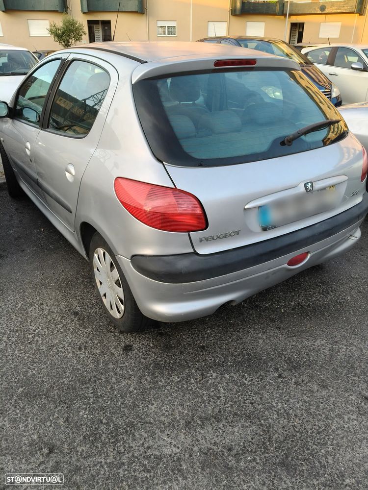 Peugeot 206 1.1 Color Line - 4