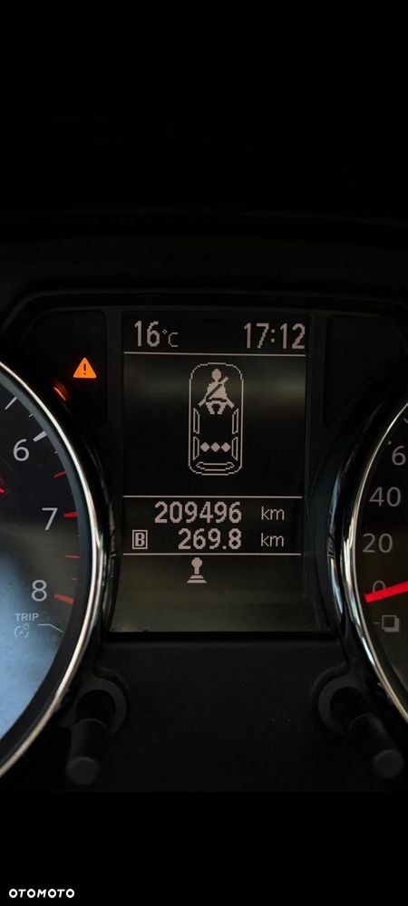 Nissan Qashqai - 9