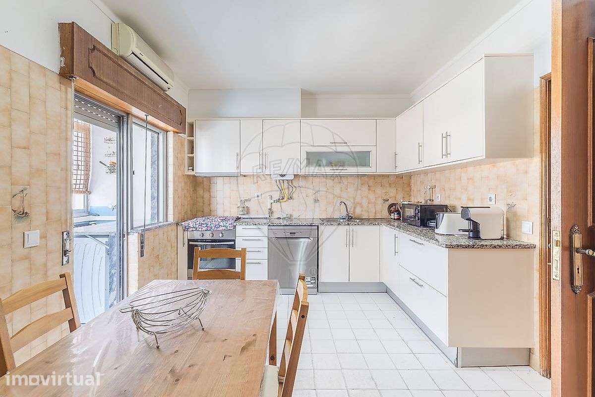Apartamento T4 para venda - Grande imagem: 2/26