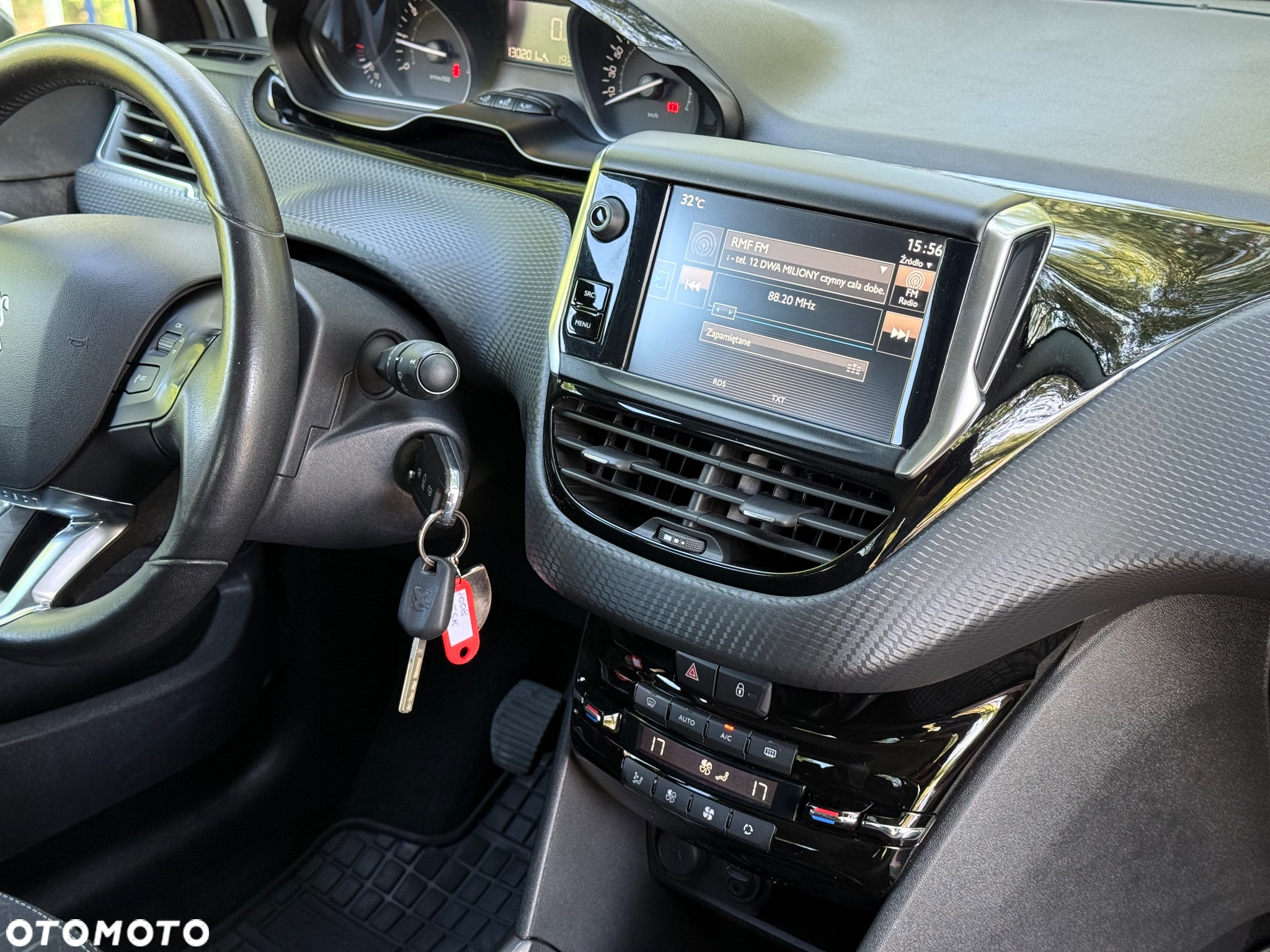 Peugeot 2008 1.2 Pure Tech Active S&S - 27