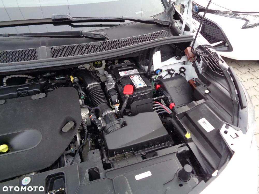 Peugeot 5008 BlueHDi 180 EAT8 GT Pack - 33