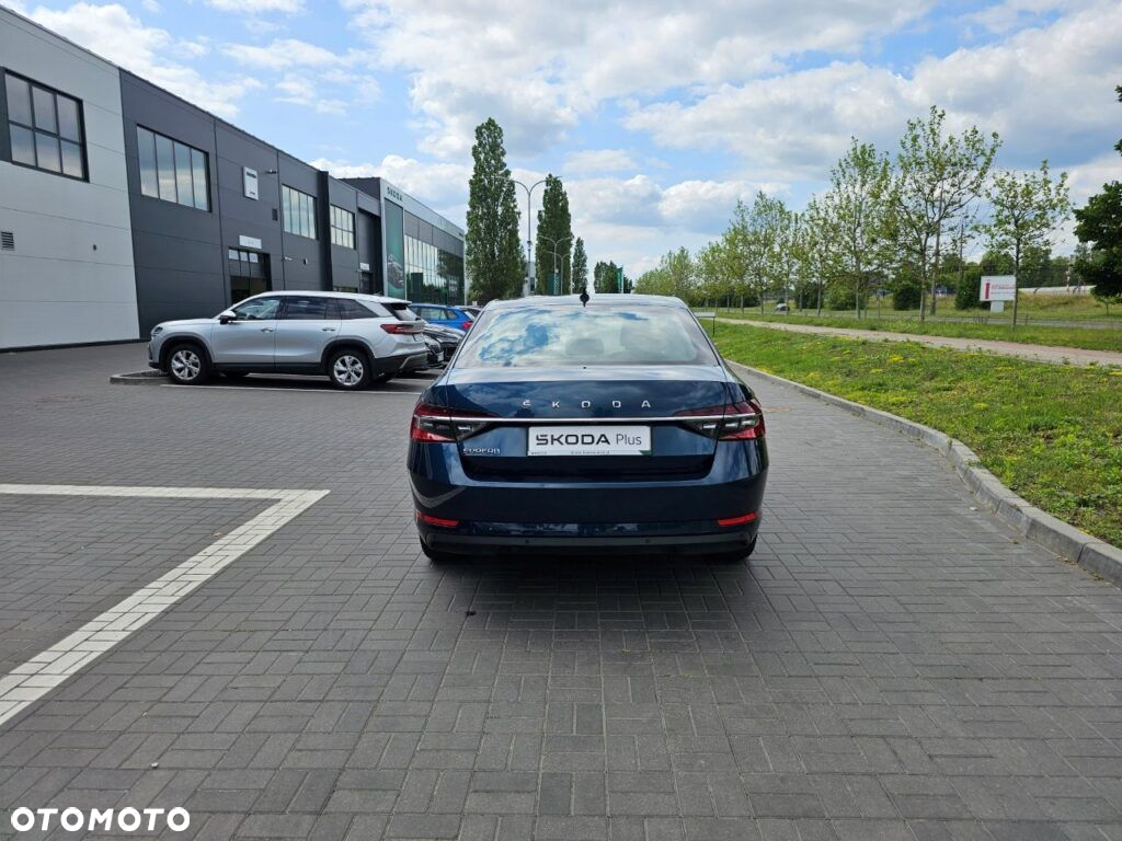 Skoda Superb 1.5 TSI Ambition DSG - 5