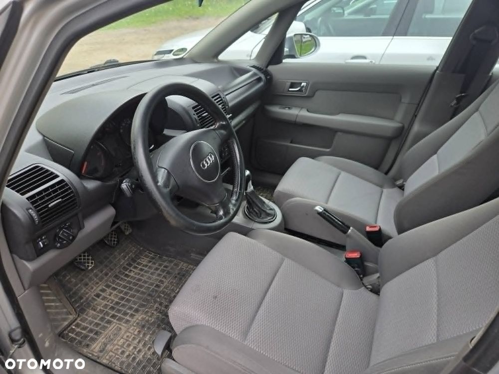 Audi A2 1.4 - 4
