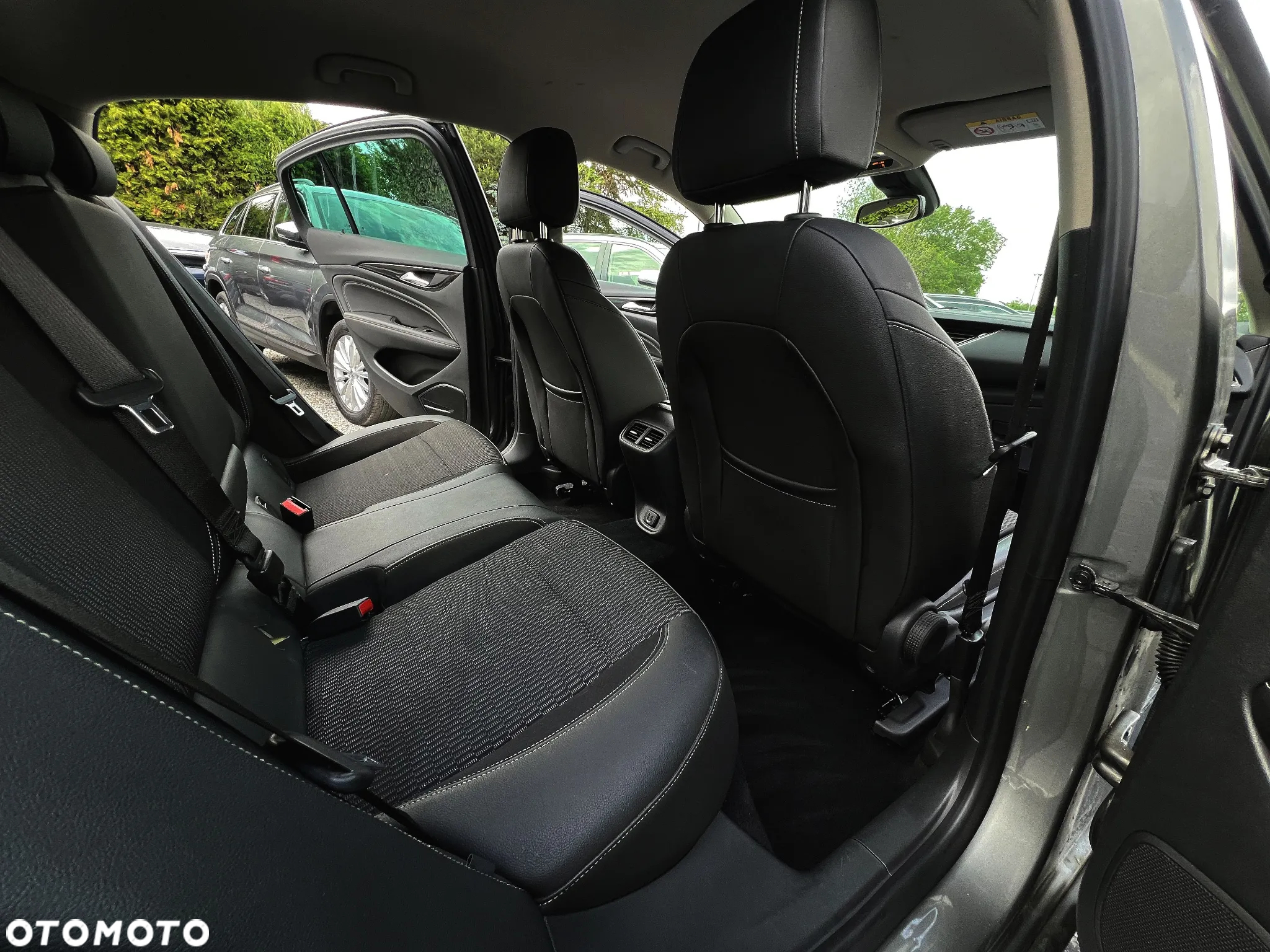 Opel Insignia 1.5 T Elite S&S - 18
