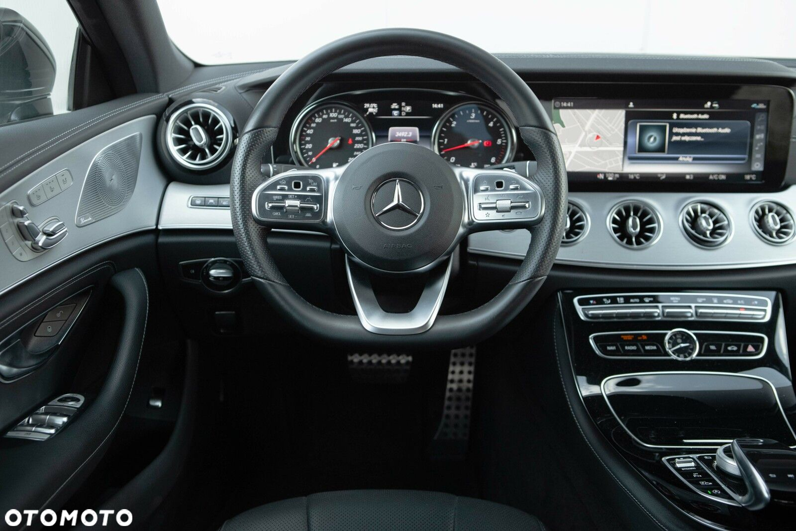 Mercedes-Benz CLS - 25