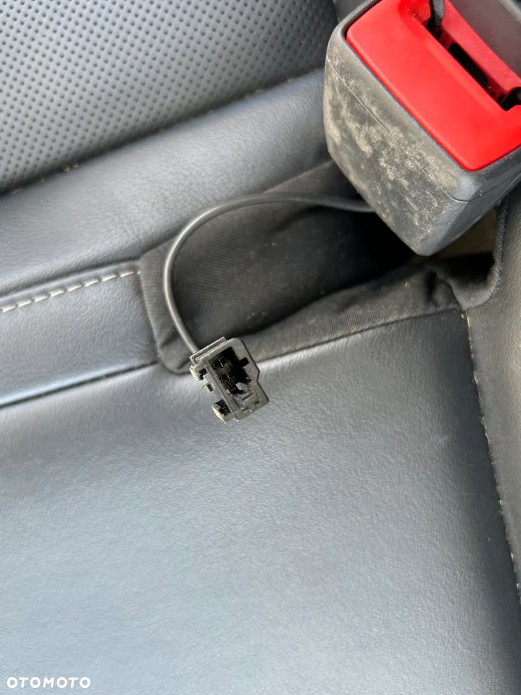 FOTELE KANAPA BOCZKI TUNEL SKODA OCTAVIA 4 IV SKÓRA KOMPLET - 20