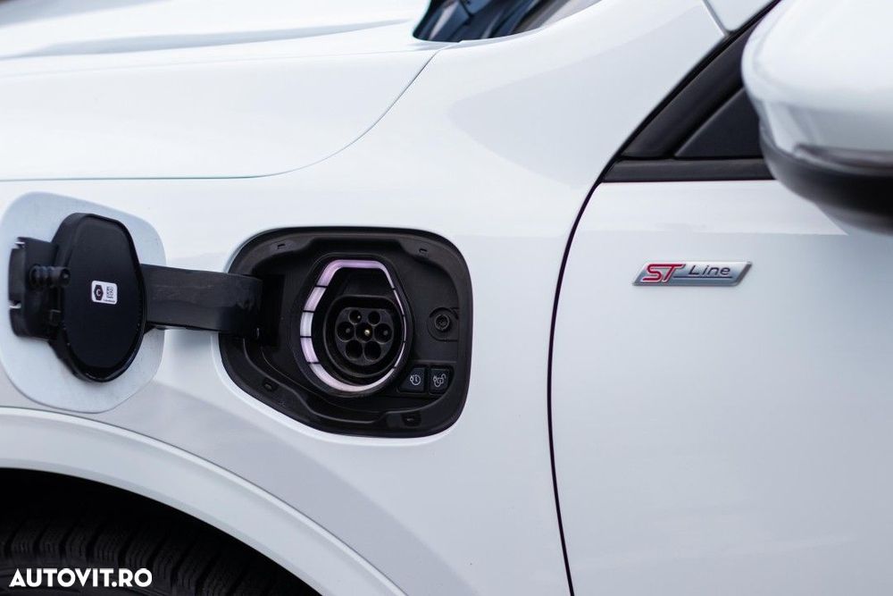 Ford Kuga 2.5 Duratec PHEV ST Line X - 31