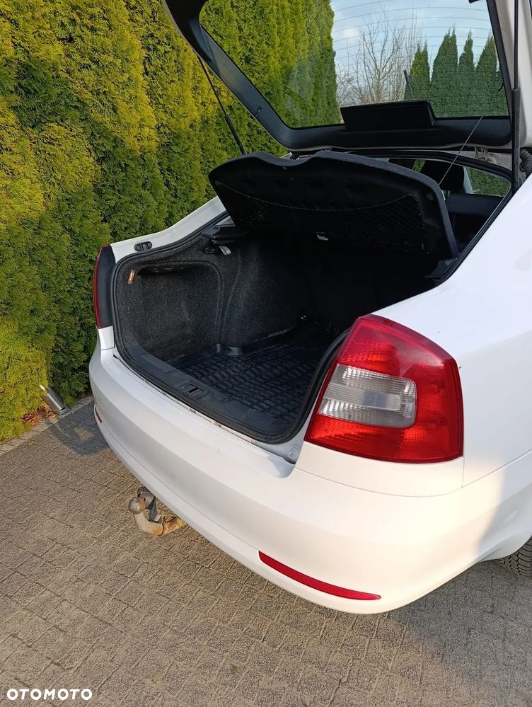 Skoda Octavia 1.6 TDI DPF DSG Active - 29