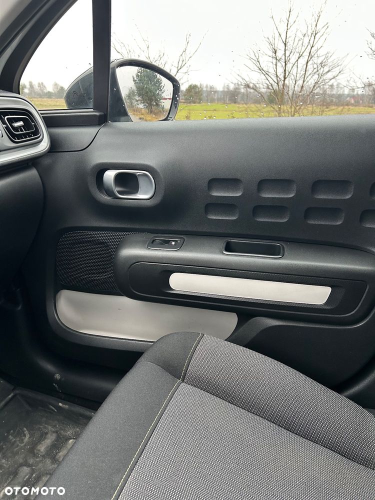 Citroën C3 1.2 PureTech Feel - 25