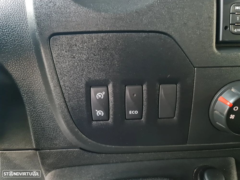 Renault MASTER L1H1 2.3 DCi | C/IVA Dedutível | Galeria Profissional - 34