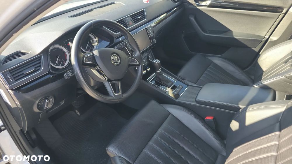 Skoda Superb 2.0 TDI L&K DSG - 6