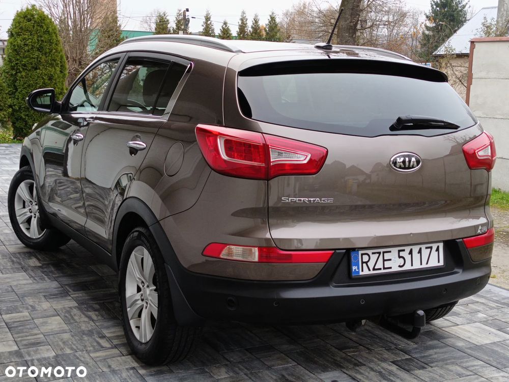 Kia Sportage 2.0 CVVT 2WD Automatik Spirit - 4
