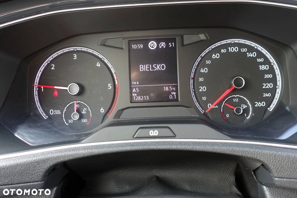 Volkswagen T-Roc 2.0 TDI SCR 4MOTION DSG R-Line - 17