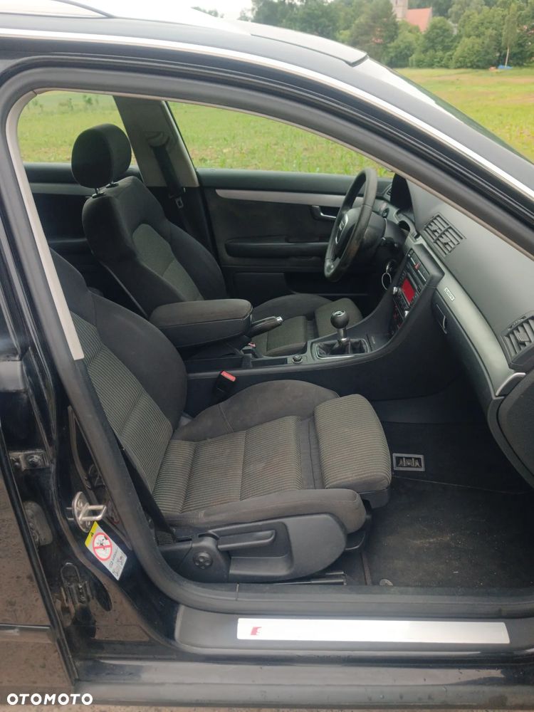 Audi A4 Avant 2.0 TDI DPF Quattro - 11