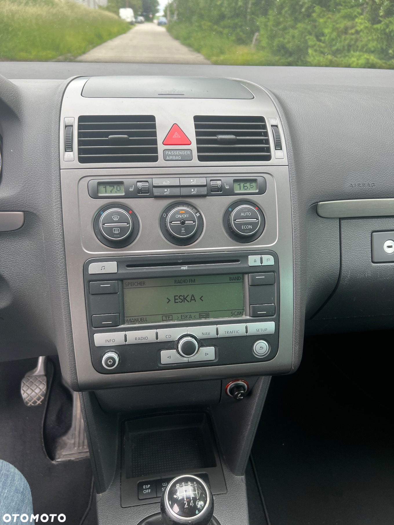 Volkswagen Touran 2.0 TDI DPF Highline - 15