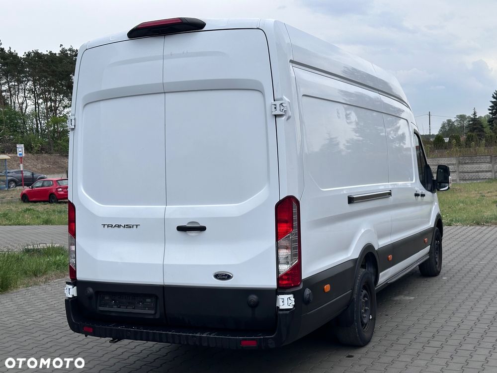 Ford Transit - 6