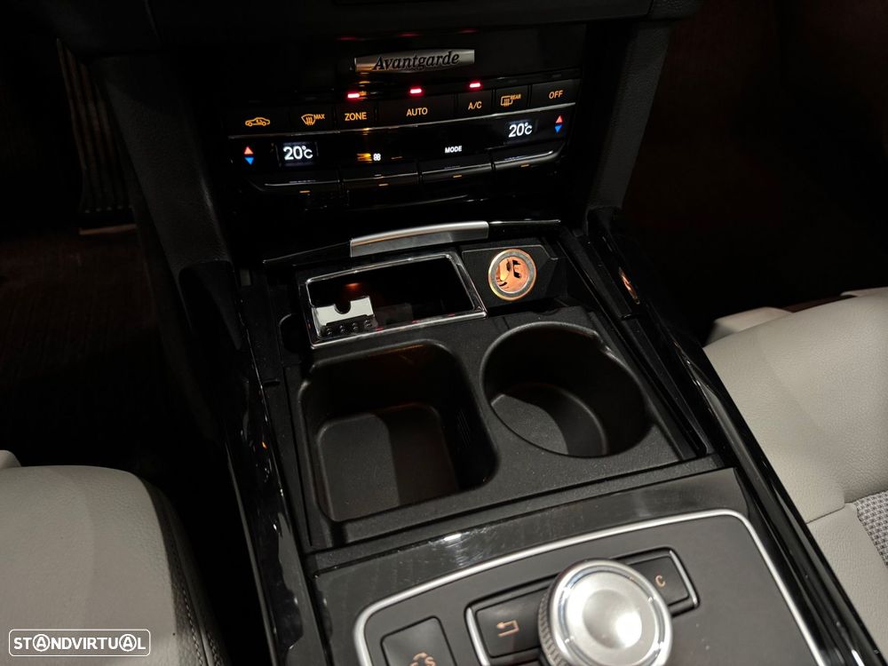 Mercedes-Benz E 250 CDi Avantgarde BlueEfficiency Auto. - 37