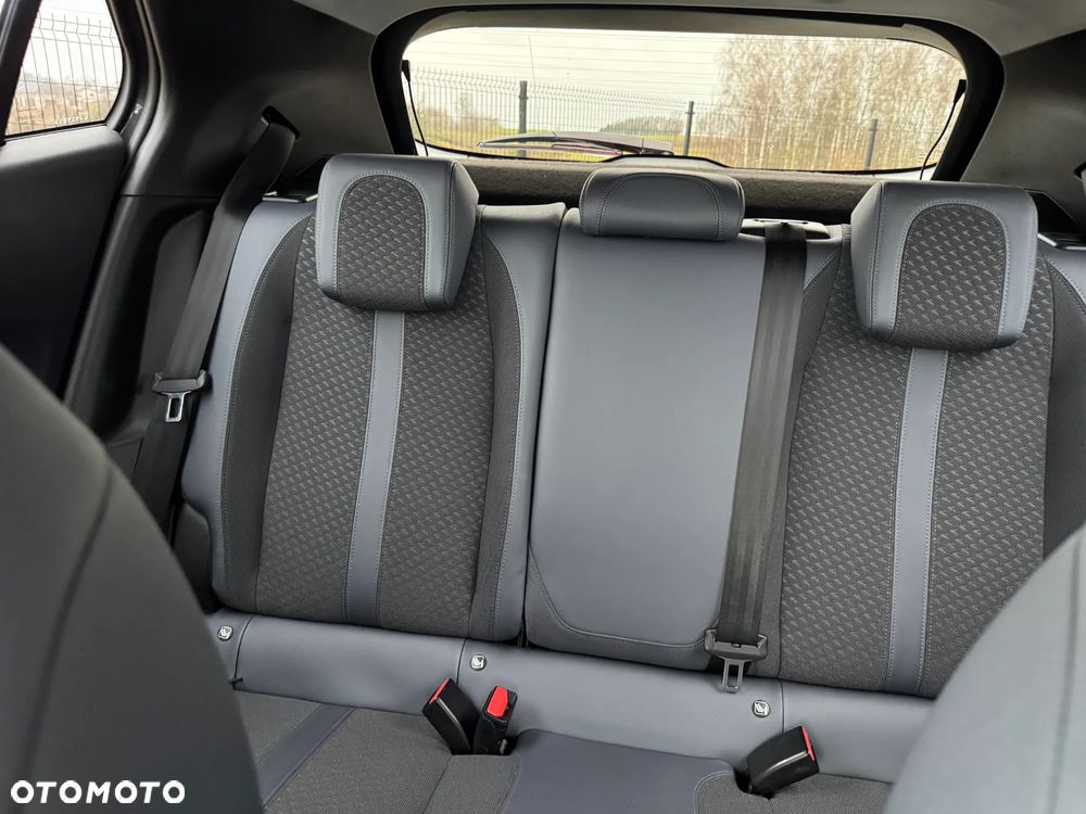 Peugeot 2008 - 16