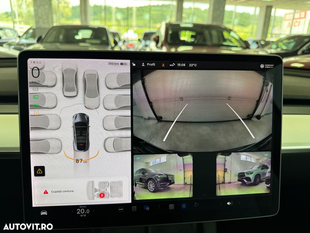 Tesla Model Y - 31