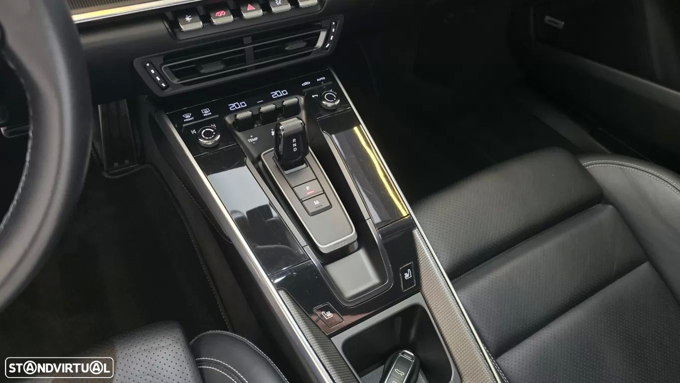 Porsche 911 (992) Carrera 4S PDK - 43