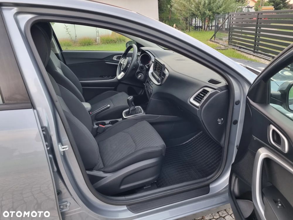 Kia Ceed 1.5 T-GDI S - 13