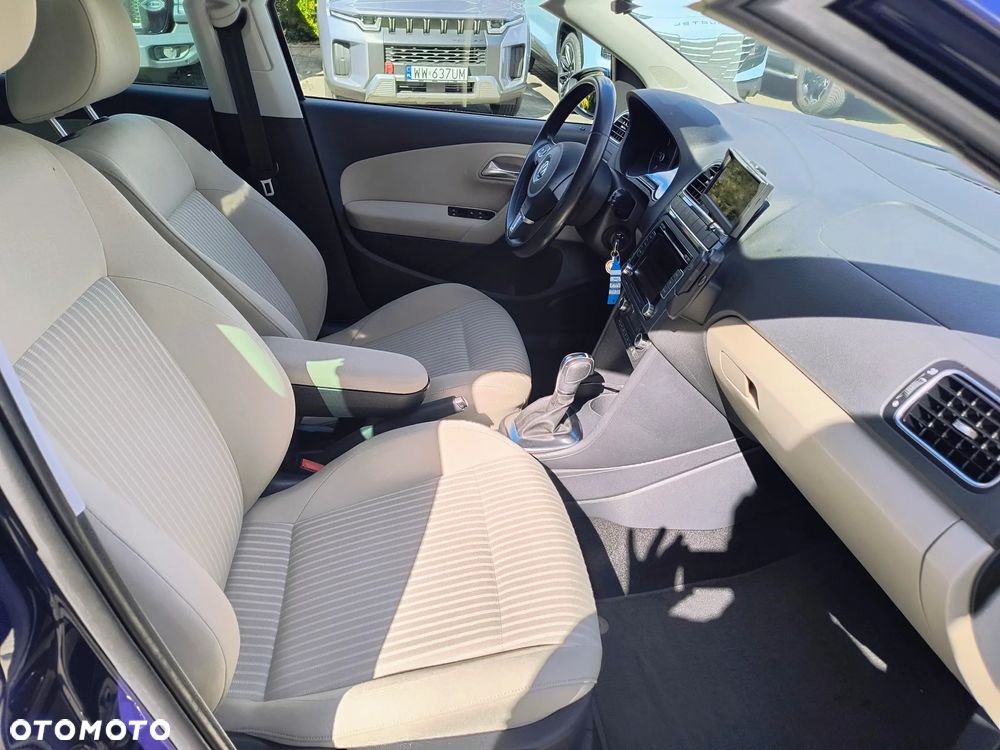 Volkswagen Polo 1.6 TDI DPF Highline DSG - 14