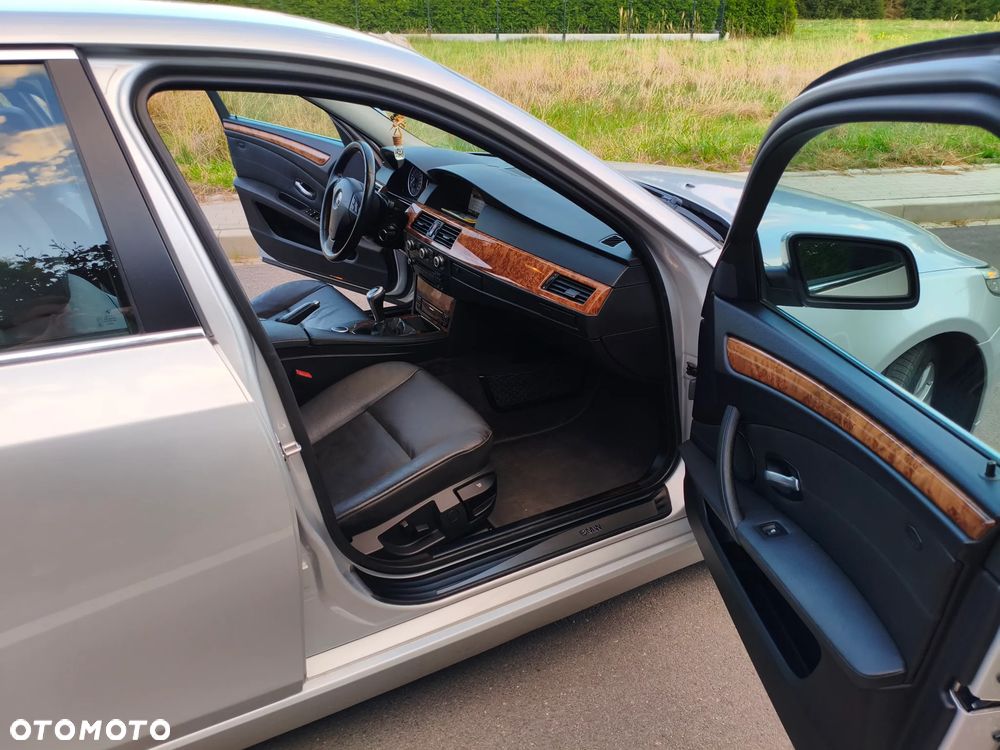 BMW Seria 5 520d - 4