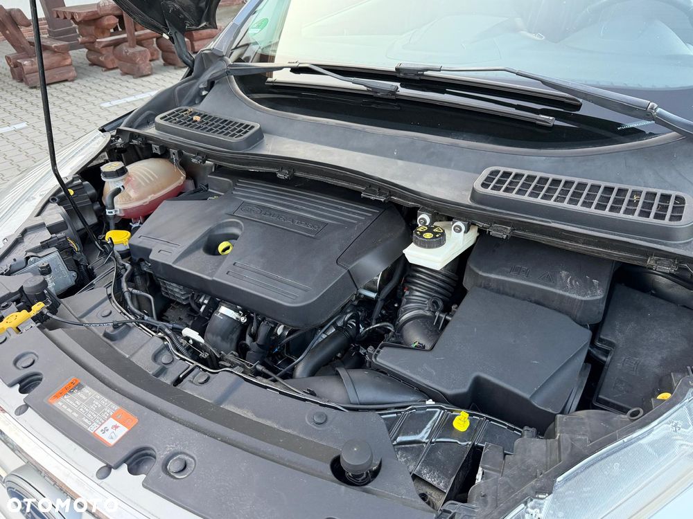 Ford Kuga 2.0 TDCi 4WD Titanium Plus - 38