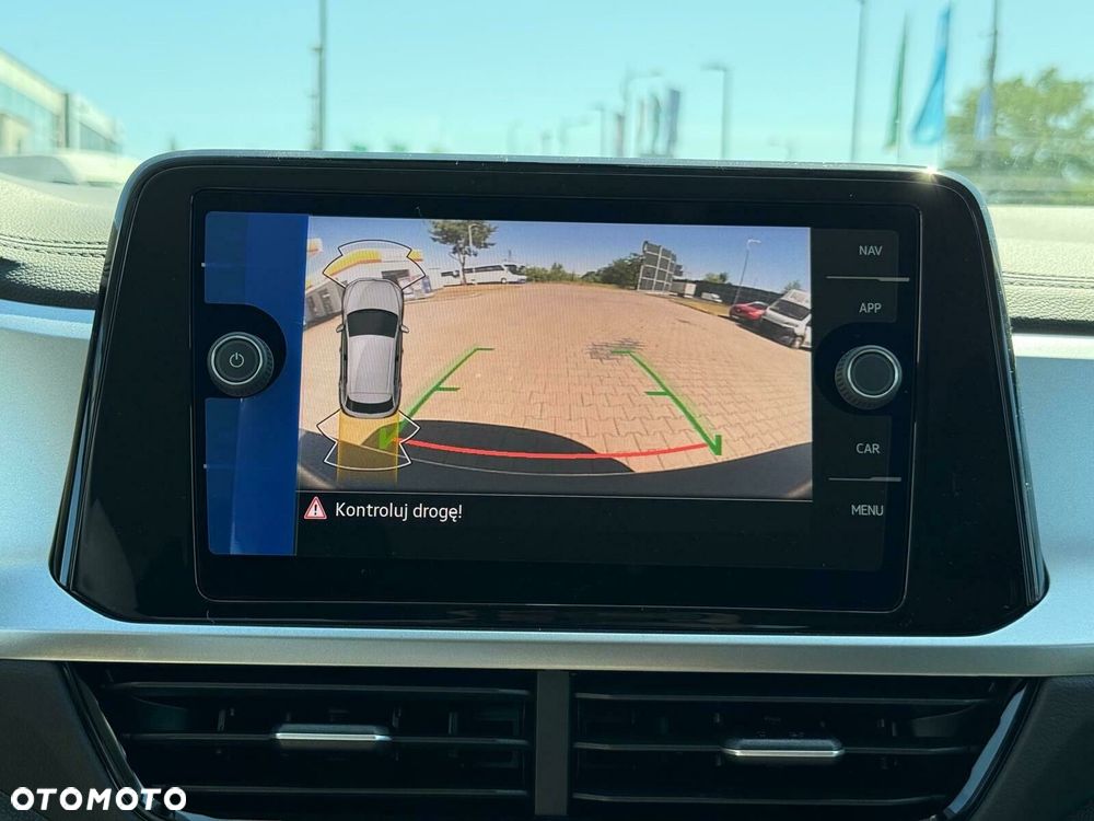 Volkswagen T-Roc 1.5 TSI Life Plus DSG - 22