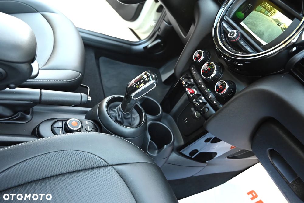 MINI Cooper - 26