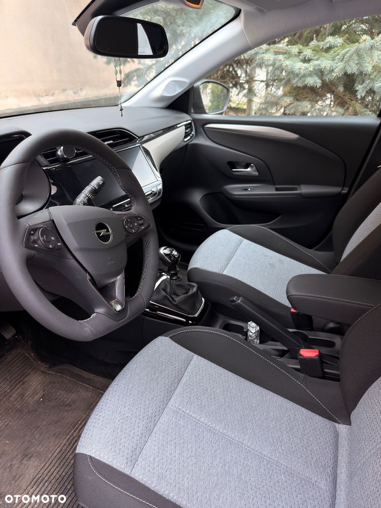 Opel Corsa 1.2 T Edition S&S - 8