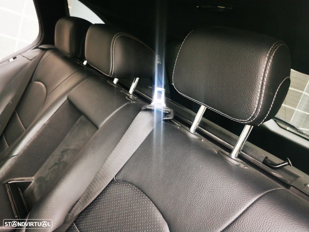 Mercedes-Benz C 250 BlueTEC AMG Line Aut. - 25