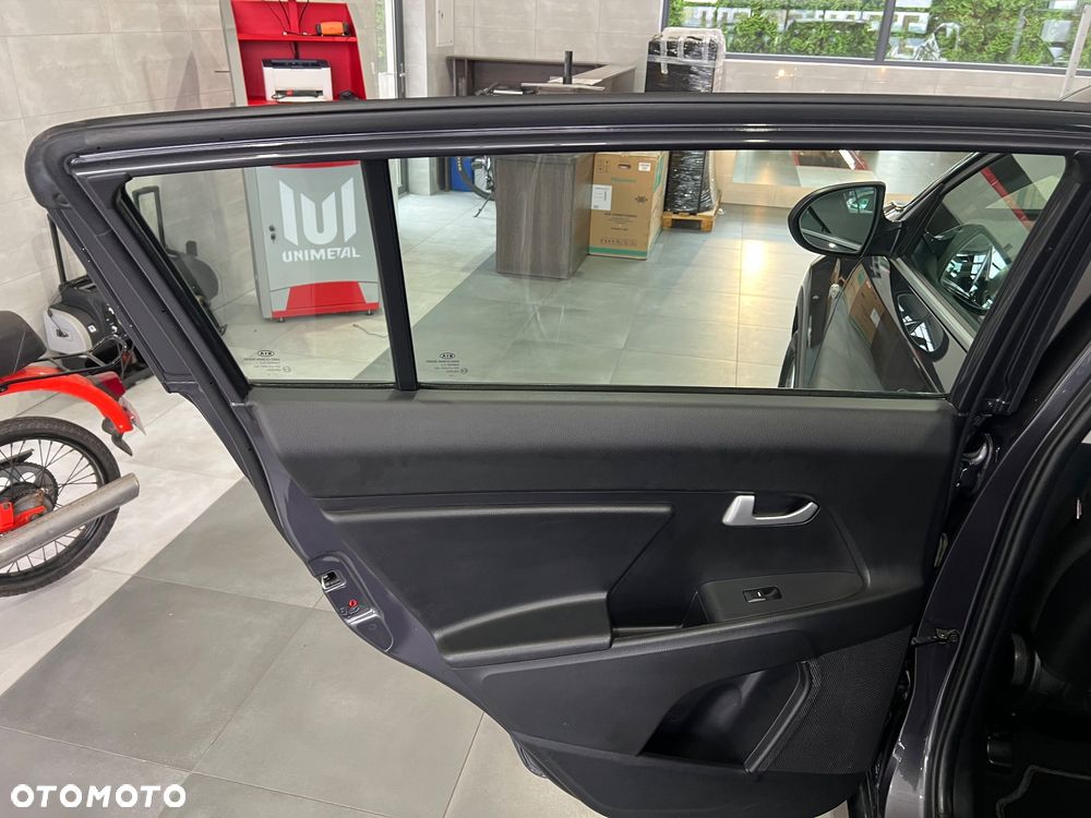 Kia Sportage 1.7 CRDI Business Line 2WD - 17