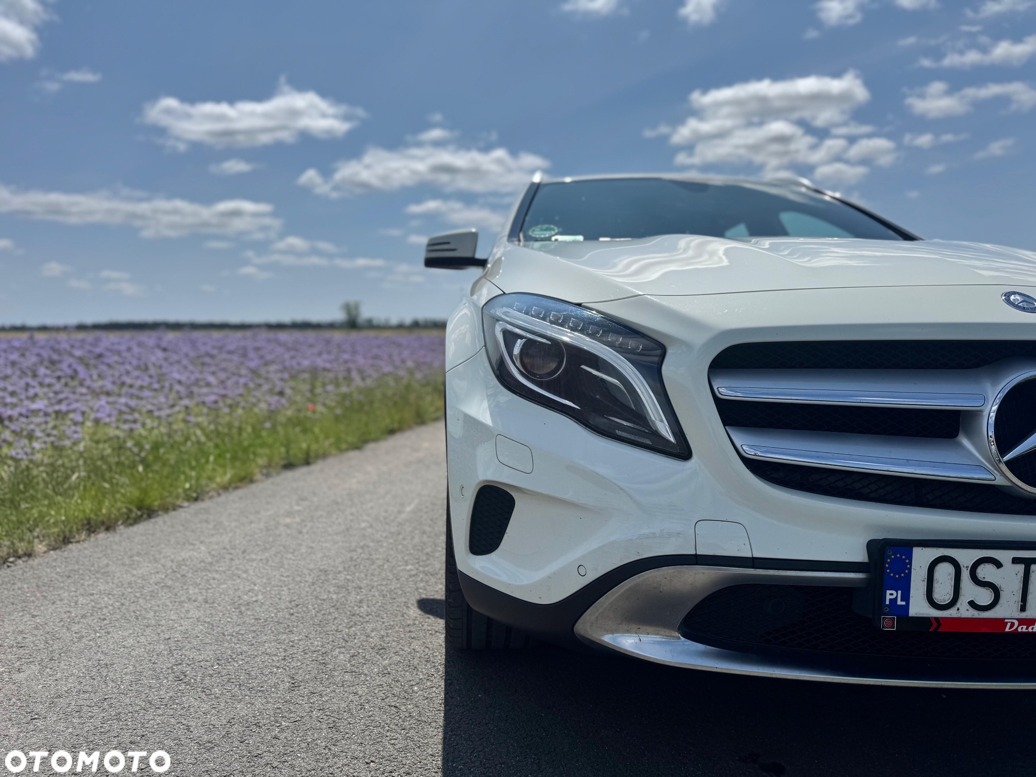 Mercedes-Benz GLA - 12