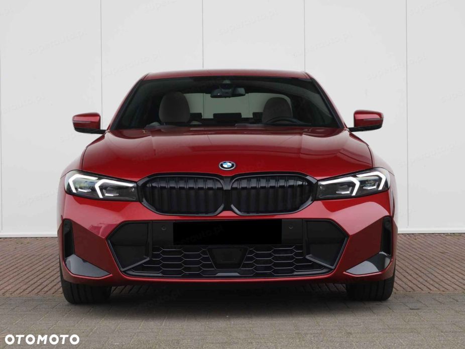 BMW Seria 3 320d xDrive mHEV M Sport sport - 7