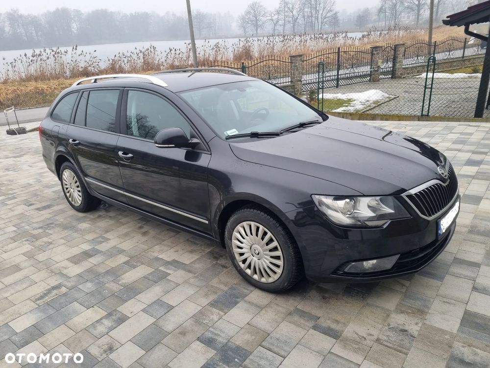Skoda Superb 2.0 TDI Ambition - 2