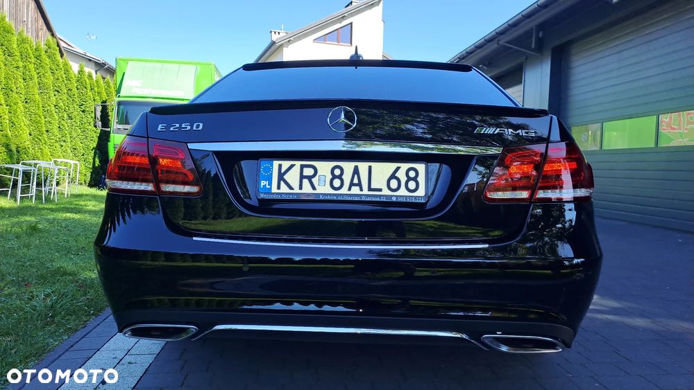 Mercedes-Benz Klasa E 250 Elegance - 8