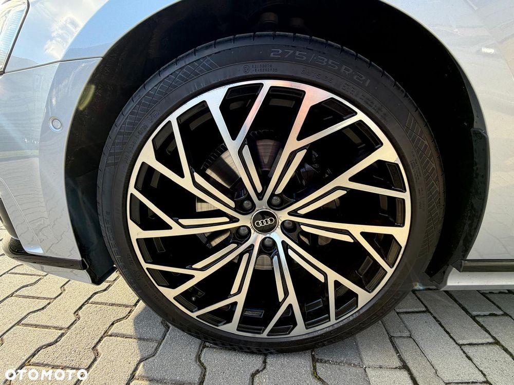 Audi A8 - 10