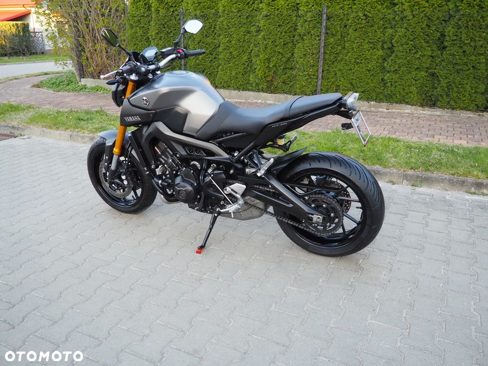 Yamaha MT - 7