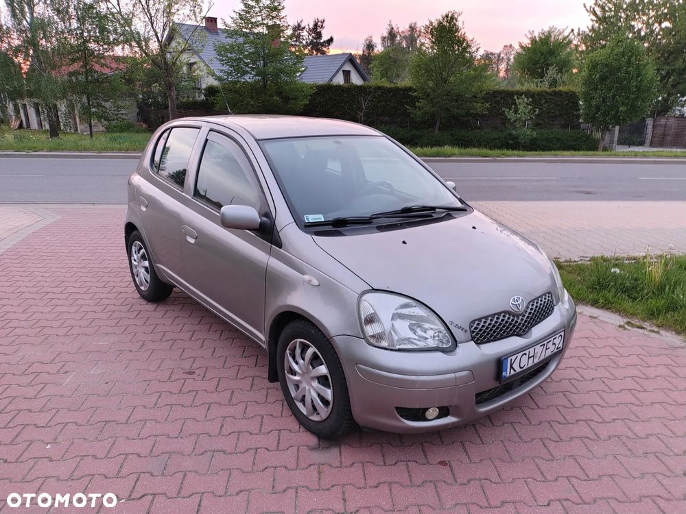 Toyota Yaris 1.4 D-4D Sol - 3