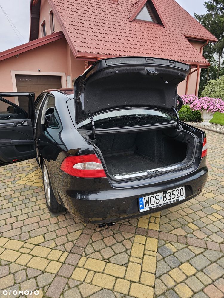Skoda Superb 2.0 TDI Comfort DSG - 7