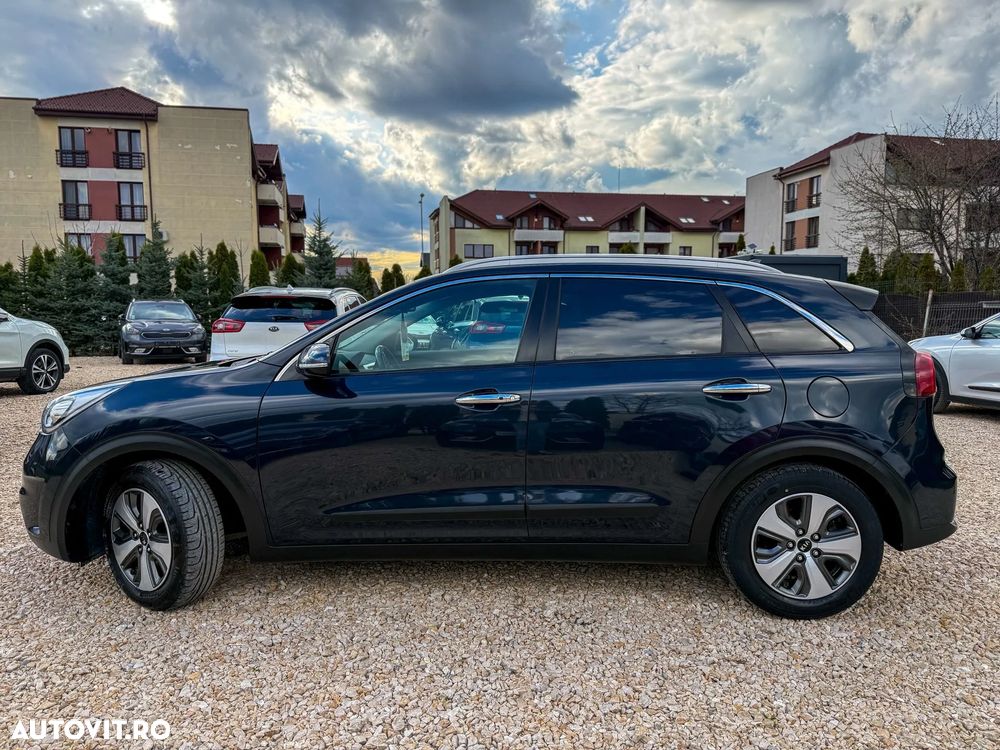Kia Niro 1.6 GDI HEV 2WD OPF Aut. Edition 7 - 5